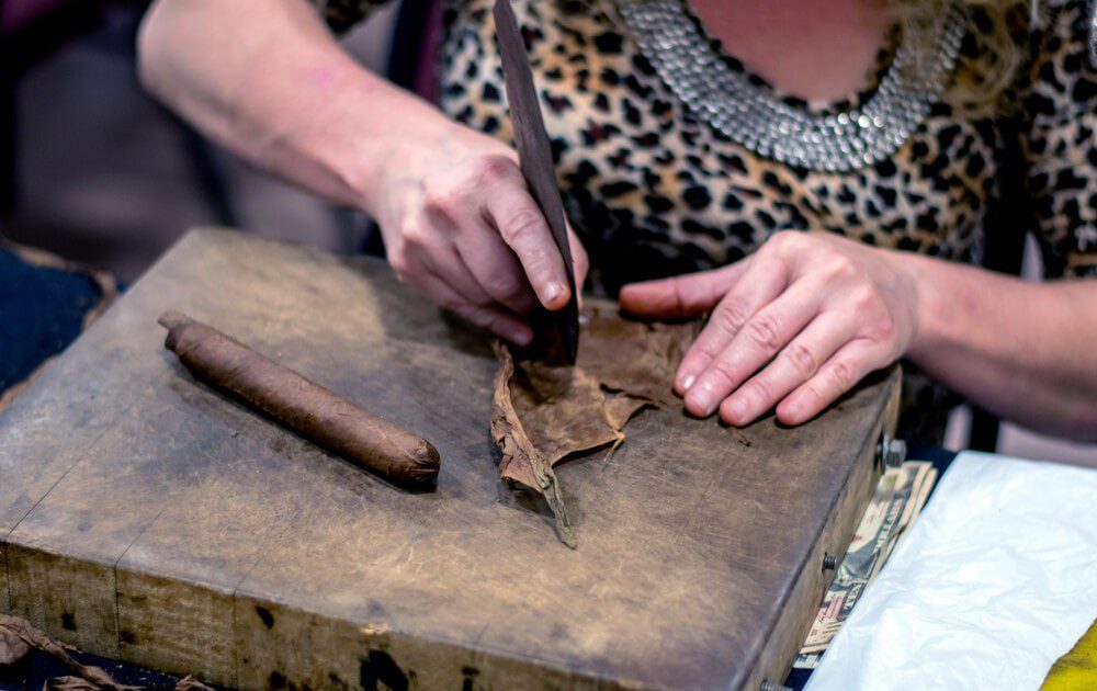 Preparing and Handling the Tobacco